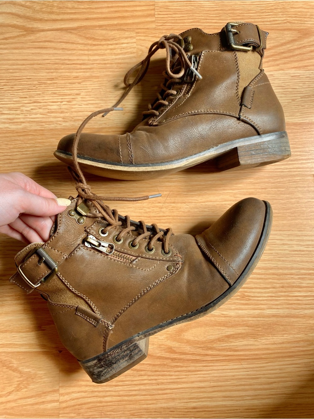 Lace-Up Casual Leather Ankle Boots in Brown